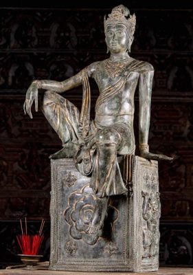 O Bodhisattva Avalokiteshvara e Sua Contínua Presença na História da Arte Tailandesa!